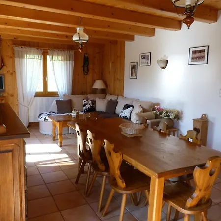 8 Pers. Avec Terrasse - 5 Pieces 8 Personnes Mae-9056 *
